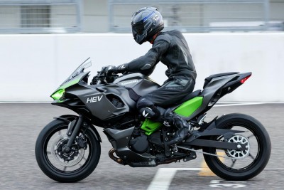 Ninja-hybride-250-1.jpg