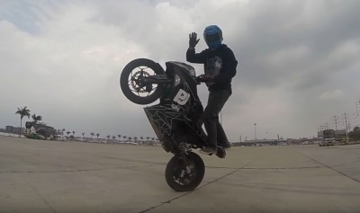 Ninja300-stunt-4.jpg