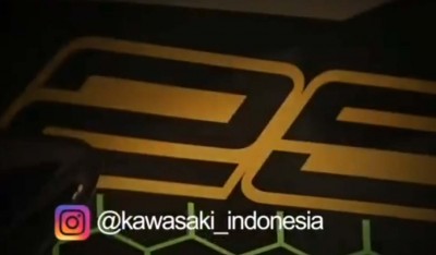 kawasaki-Ninja250-1.jpg